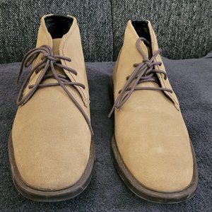 Calvin Klein size 11 chukka boots